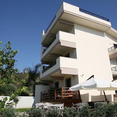 Bed and Breakfast Le Formiche Milazzo Exteriér fotografie